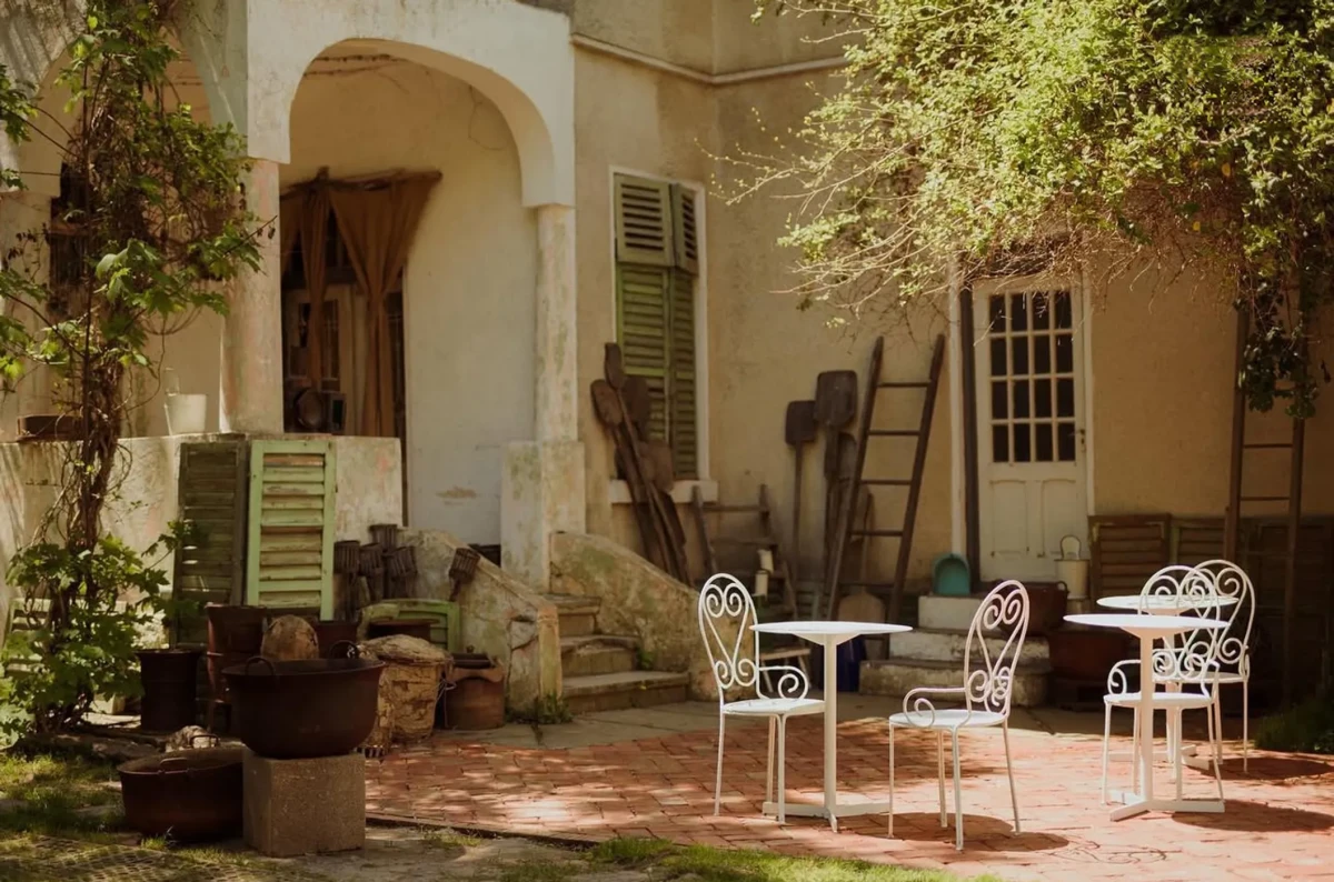 Storytelling and Postural Awareness Course